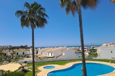 Casa em Albufeira - V2 Jardim da Oura, piscina, BBq, praia a 500m.
