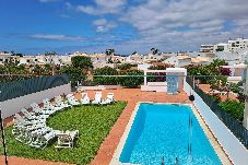 Apartment in Albufeira - T2-2º vista mar, piscina, bbq, para a praia vai a