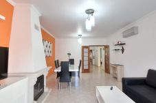 Appartement à Albufeira - T2 Golfinho, com terraço, BBQ, wifi e piscina