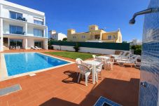 Appartement à Albufeira - T2 1º vista mar Galé, wifi, a/c, piscina, para a p