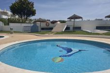 Maison à Albufeira - V2 Gathering-terraço,piscina,A/C,BBQ,Wifi a 800m p