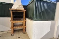 Appartement à Albufeira - T2 Estrela Mar terraço, BBQ e Wifi, a 500m praia
